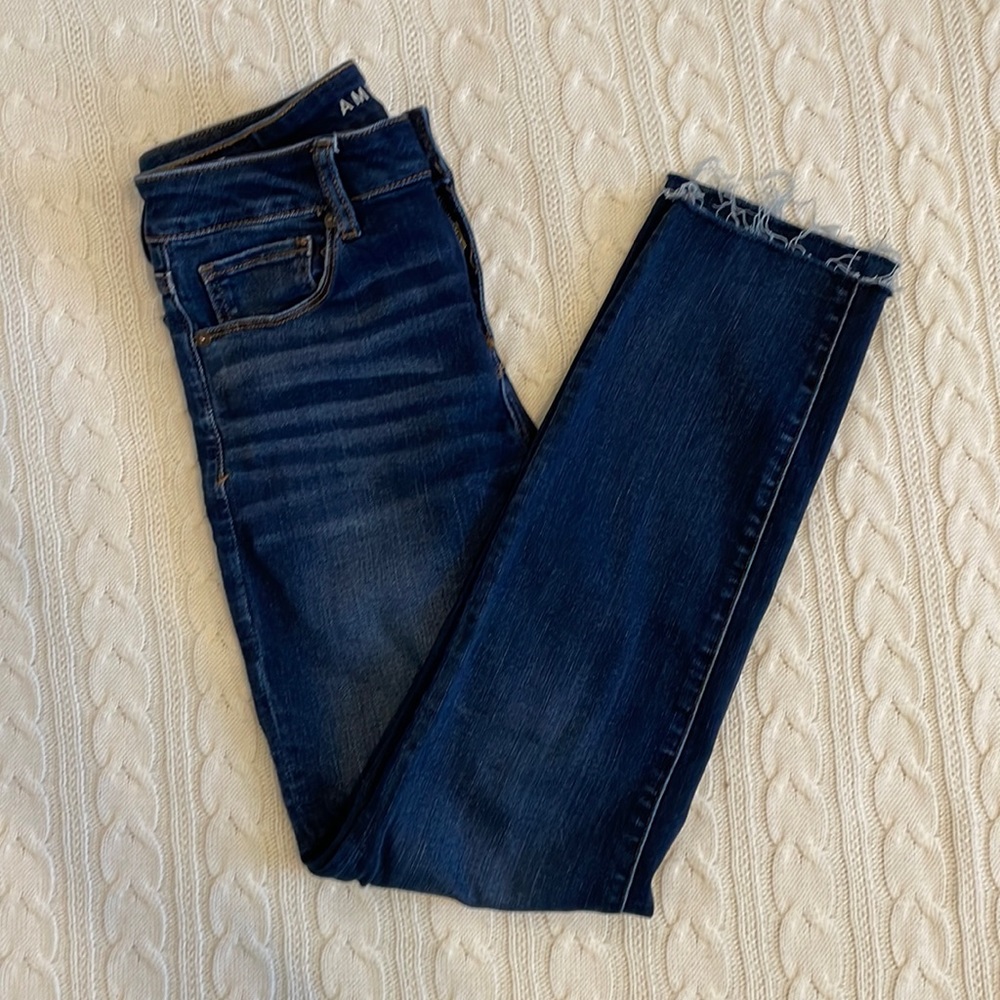 American Eagle women’s jeans. Next level stretch. Size 8.